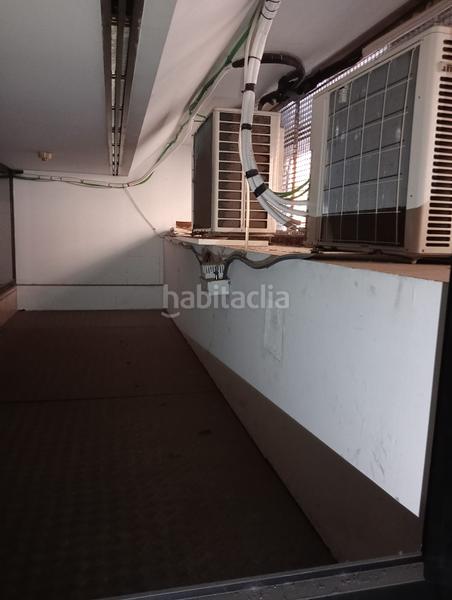 Foto 1cab9af6-f39e-49d2-a5a0-c19d140140df. Local commercial dans calle de fernández de los ríos 88 dans Madrid