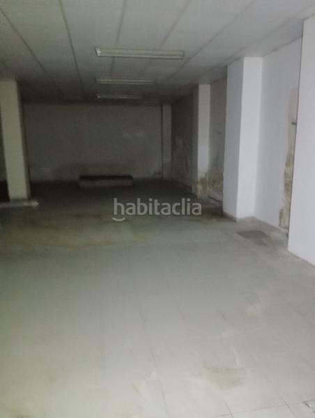 Foto 319dfdcc-c268-4272-9133-d3be1d8c86e7. Local commercial dans calle de fernández de los ríos 88 dans Madrid