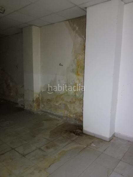 Foto 713c4e34-b1c0-48be-9574-5227140f453b. Local commercial dans calle de fernández de los ríos 88 dans Madrid