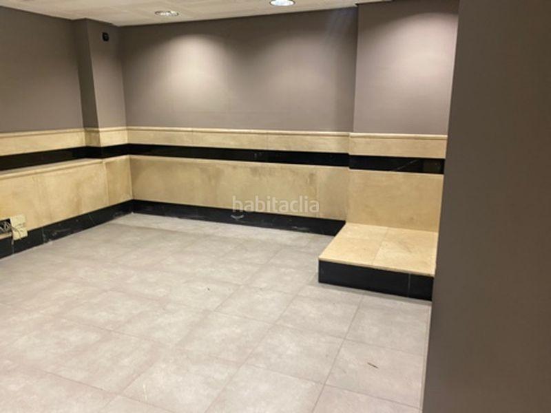 Foto 7e528be1-d937-47d4-9ecf-392190319991. Local commercial dans calle de fernández de los ríos 88 dans Madrid