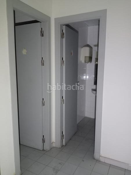 Foto 9560c8f3-fc19-4d81-94db-ec7f84f04b01. Local commercial dans calle de fernández de los ríos 88 dans Madrid