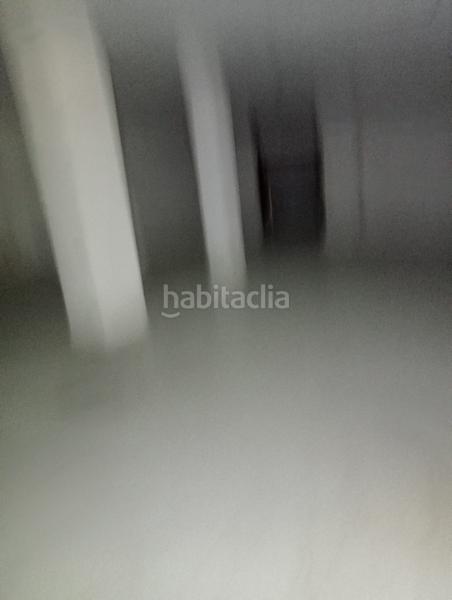 Foto dd6af847-8cfa-4f08-bc73-a1ec6a7574de. Local commercial dans calle de fernández de los ríos 88 dans Madrid