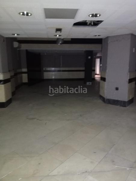 Foto fce65e42-2f1a-4776-bab0-d132681b0cfe. Local commercial dans calle de fernández de los ríos 88 dans Madrid