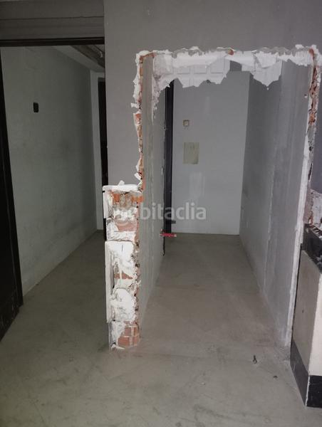 Foto fea324b1-da1a-4a7e-b724-26f3bcc485b2. Local commercial dans calle de fernández de los ríos 88 dans Madrid