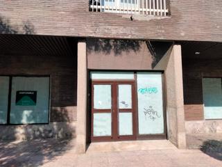 Lloguer Local Comercial a Calle de alfredo marqueríe 11