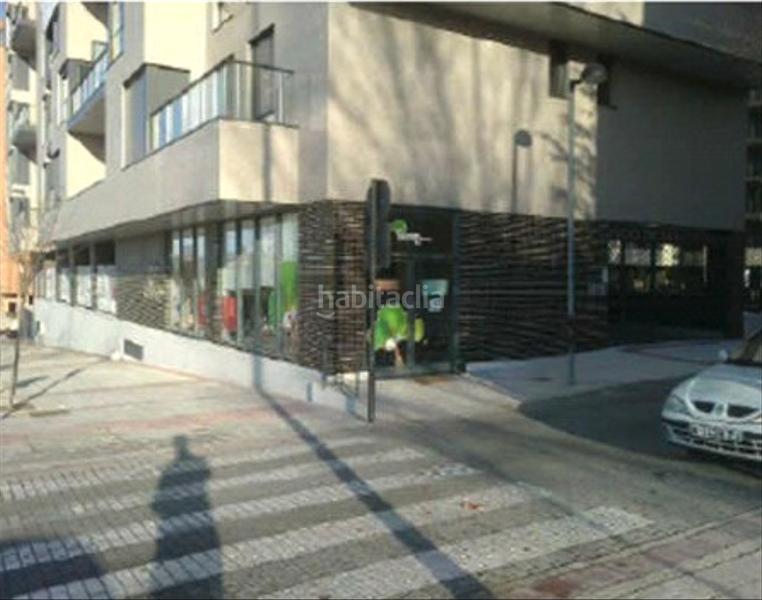 Foto 42364bc2-946f-4fcd-9d66-1cd4fc571574. Aparcament cotxe a avenida de colmenar viejo 37 a Tres Cantos