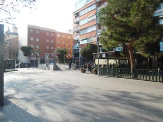 Local Comercial en Calle de Pechuán 14