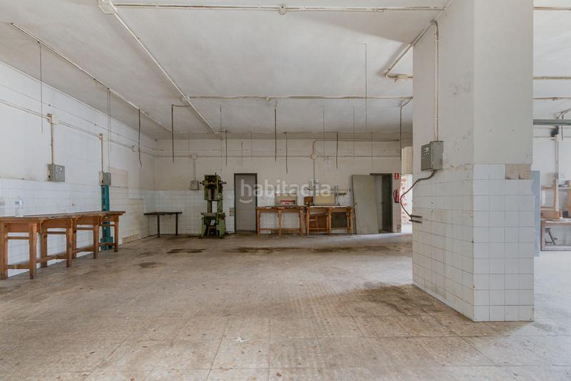 Foto 6a737990-b64b-4159-b0a0-f298a1a6a36f. Locale commerciale in calle de san romualdo 26 in Madrid