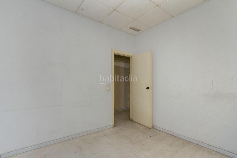 Foto 6e398e60-6eca-4064-b1f8-48a31eacf127. Locale commerciale in calle de san romualdo 26 in Madrid