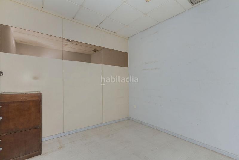 Foto ad4ad493-80f4-4f59-8f8d-59fa39409da5. Locale commerciale in calle de san romualdo 26 in Madrid