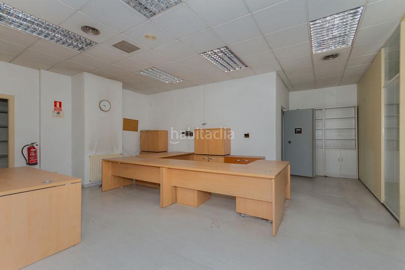 Foto c4e0d875-8ed1-4d1a-b14f-de8b2c21966f. Locale commerciale in calle de san romualdo 26 in Madrid