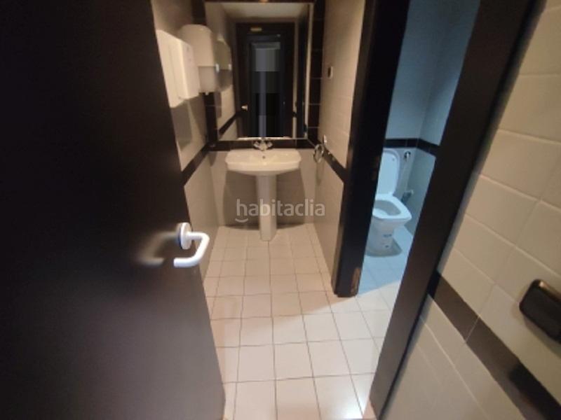 Foto cf48eb06-0bbf-4ce4-9fdb-bd208b0183c2. Geschäftsraum in calle altos de saceruela 2 in Casco Histórico de Vallecas Madrid