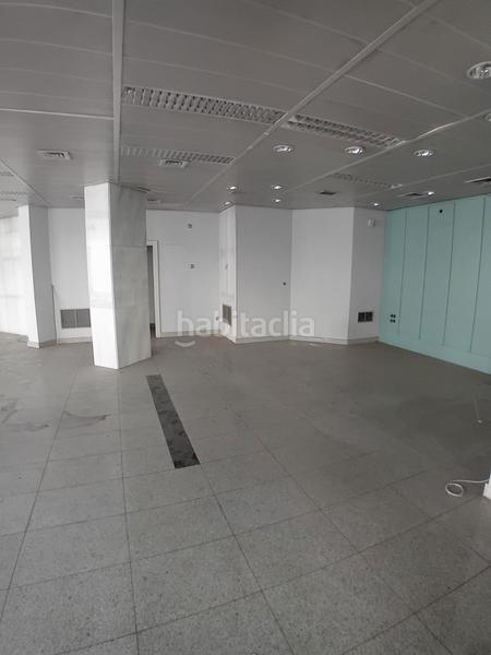 Foto c6dd561d-5178-4ff5-8f39-b146ba95e901. Location local commercial dans calle de federica montseny 22 dans Leganés