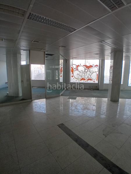 Foto d1275edf-704d-4e27-9146-a043185a535c. Location local commercial dans calle de federica montseny 22 dans Leganés