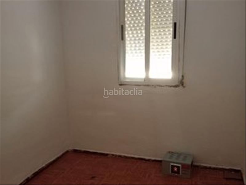 Foto 3d6192f0-42d7-449c-a1a1-62e1588b453a. Flat in calle del brocado 8 in Amposta Madrid