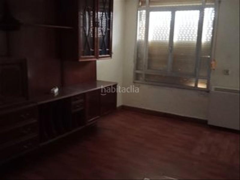 Foto cd922c36-70ed-476a-9a6e-7b05c9de546b. Piso en calle del brocado 8 en Amposta Madrid