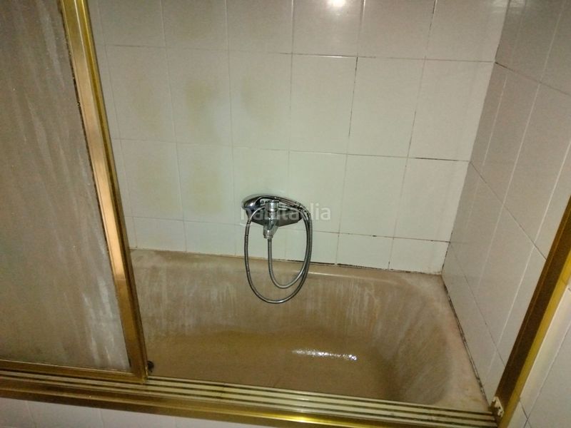 Foto 337bd1c9-0b55-4a2e-af7d-a2a5a9d51d42. Pis a calle san eudaldo 4 a Ambroz Madrid