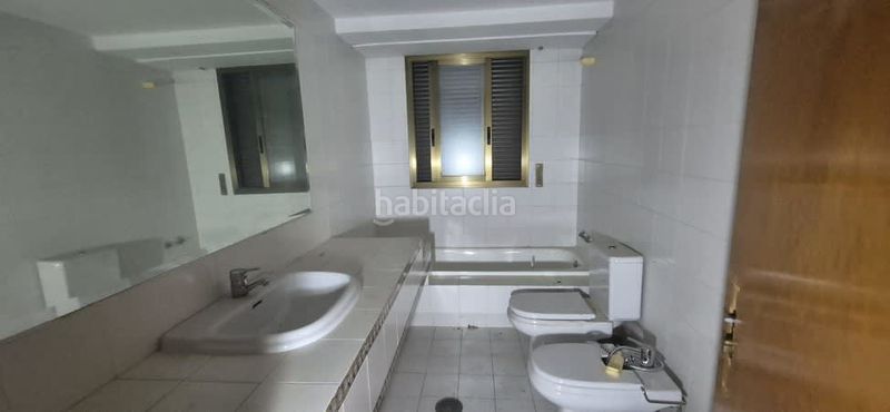 Foto 749f9e58-907d-4479-8585-737d3a026274. Chalet in calle araucarias 2 in Parquelagos-Puente Nuevo Galapagar