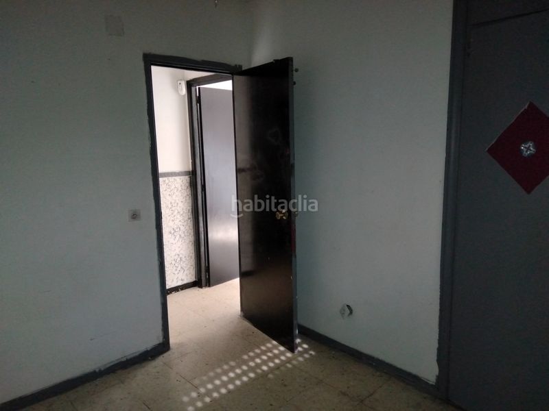 Foto 5e2c1ee6-1f83-49b3-bcfb-dd63648b9d5b. Piso en calle besolla 18 en Abrantes Madrid