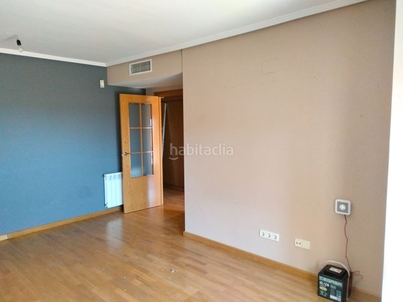 Foto adec74d5-891f-4228-ad9d-949ff2fe3ce9. Àtic a calle ordicia 35 a Orcasitas Madrid