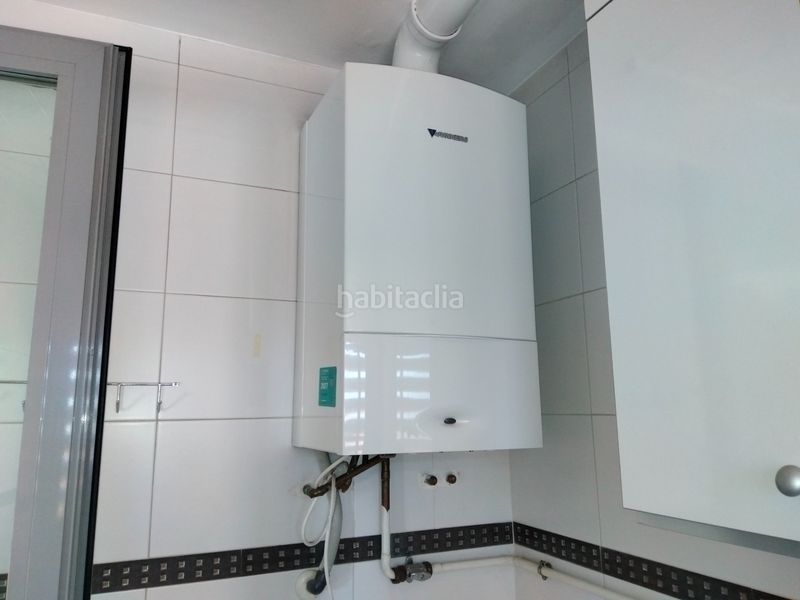 Foto a2d80975-11df-4592-83ac-b9aa34c9a97a. Pis amb calefacció aparcament a Orcasitas Madrid