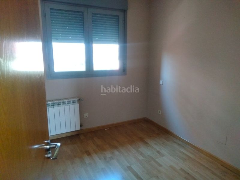 Foto a84e259a-f164-4c00-a611-89ad2f281550. Pis amb calefacció aparcament a Orcasitas Madrid