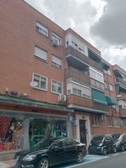 Pis a Calle de Pío XII 8