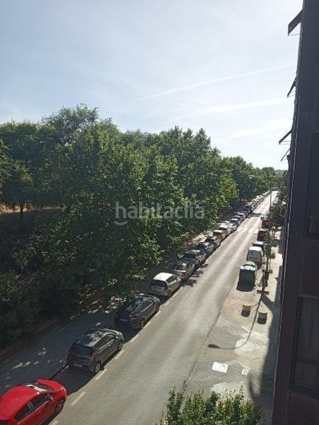 Foto 8f03507e-7cda-41d6-bc5d-05f37170e8b0. Piso en calle horizón 3 en Orcasitas Madrid