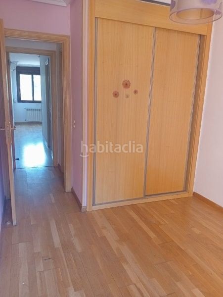 Foto 8fbd52e5-062b-4fbf-ba0e-28842798334c. Piso en calle horizón 3 en Orcasitas Madrid