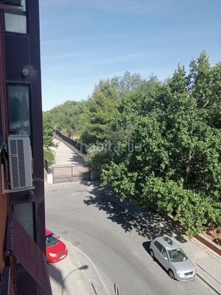 Foto be47c32e-3af1-48c5-93aa-c8f9e7f97bec. Piso en calle horizón 3 en Orcasitas Madrid