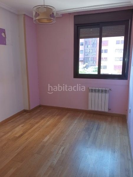 Foto c41963a8-bbe1-4875-b2b5-8d10cfa795d5. Piso en calle horizón 3 en Orcasitas Madrid