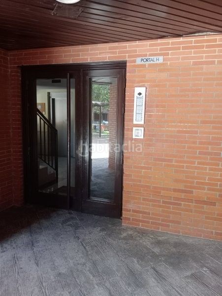 Foto d61f1fb5-30ab-4512-b951-13135571e4fd. Piso en calle horizón 3 en Orcasitas Madrid