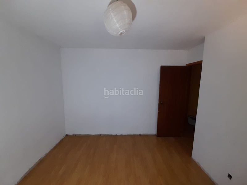 Foto 0a08284c-e806-4d21-a2ec-1f5c6290f1fb. Pis a calle treinta y tres 2b a Navalquejigo-Los Arroyos Escorial (El)