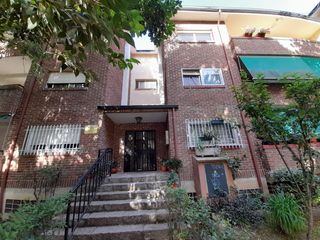 Etagenwohnung  Calle treinta y tres 2b. Piso de 2 dormitorios, en venta en el escorial.