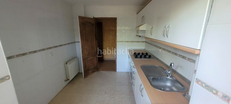 Foto 52483e15-d215-4863-9921-ab0700ffea13. Pis a calle treinta y tres 2b a Navalquejigo-Los Arroyos Escorial (El)