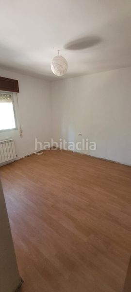 Foto b6a0ebee-7439-413d-8c0e-186ba18ce6f9. Pis a calle treinta y tres 2b a Navalquejigo-Los Arroyos Escorial (El)