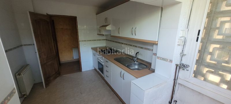 Foto e75e222a-0e82-40a4-96cd-dd5b55924cf3. Pis a calle treinta y tres 2b a Navalquejigo-Los Arroyos Escorial (El)
