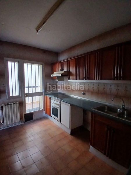 Foto fd712680-ee15-4c4e-9afd-570335d26739. Duplex dans calle iñigo lópez de mendoza 1 dans Buitrago del Lozoya