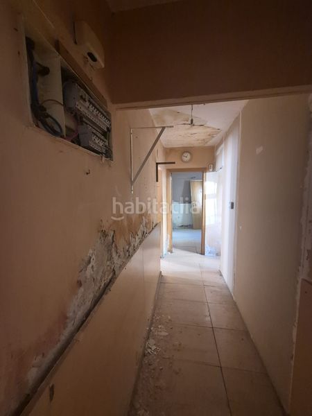Foto d23b56dd-c0a6-4fbb-b37e-931c2eadcb9c. Pis a calle del arroyo del olivar 148 a Palomeras Bajas Madrid