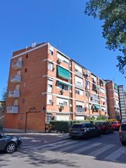 Etagenwohnung in Calle del corregidor juan francisco de luján 37