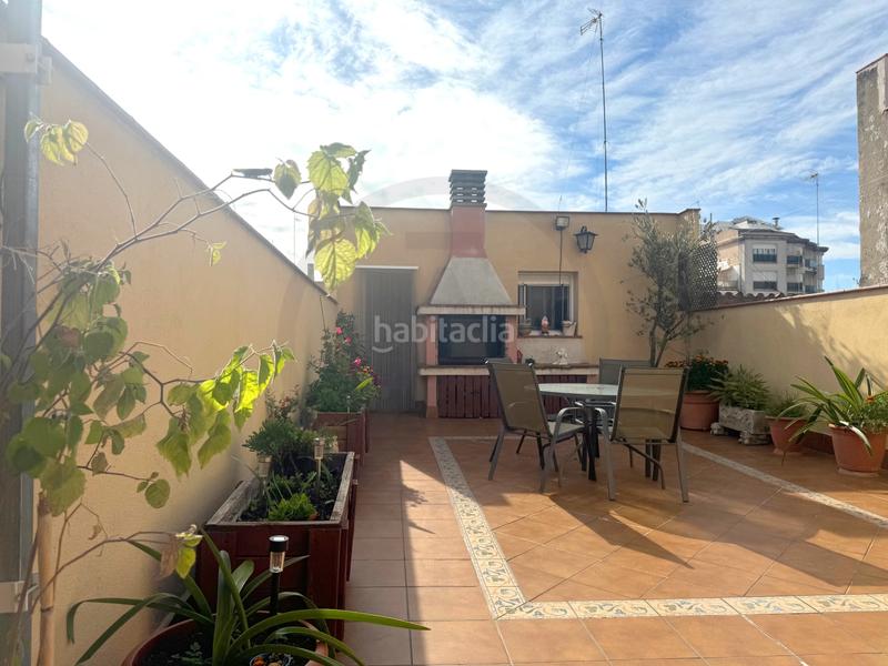 Foto 1a692943-7e4e-4afa-b5b0-f0a898b0b258. Casa adossada amb xemeneia calefacció aparcament a Terrassa