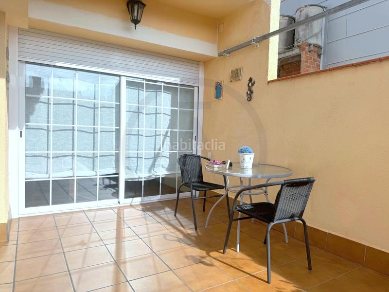 Foto 49564d6f-d893-4ee2-bf8f-98e3aed6a1cd. Casa adossada amb xemeneia calefacció aparcament a Terrassa