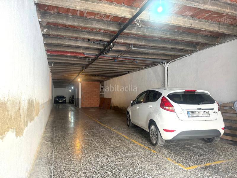 Foto d18f4383-e456-47eb-877d-aa06302b9bc5. Casa adossada amb xemeneia calefacció aparcament a Terrassa