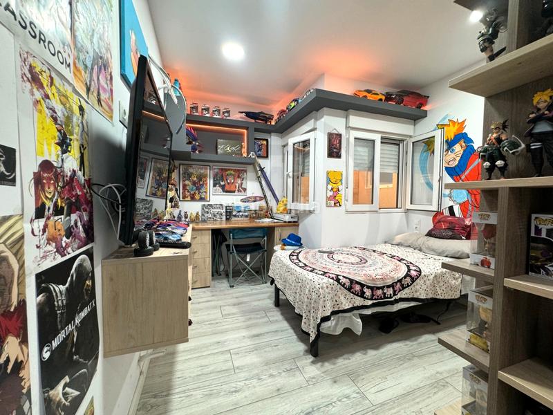 Foto 129dfabb-2ad9-4439-ab2a-d3eb4da6cd84. Semi detached house with heating parking in Sant Pere Nord Terrassa