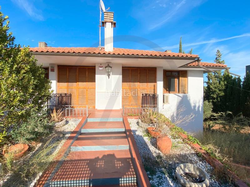 Foto a0f155e0-e8e6-46ce-9767-f995ad3651a2. Casa parcela plana! en Matadepera