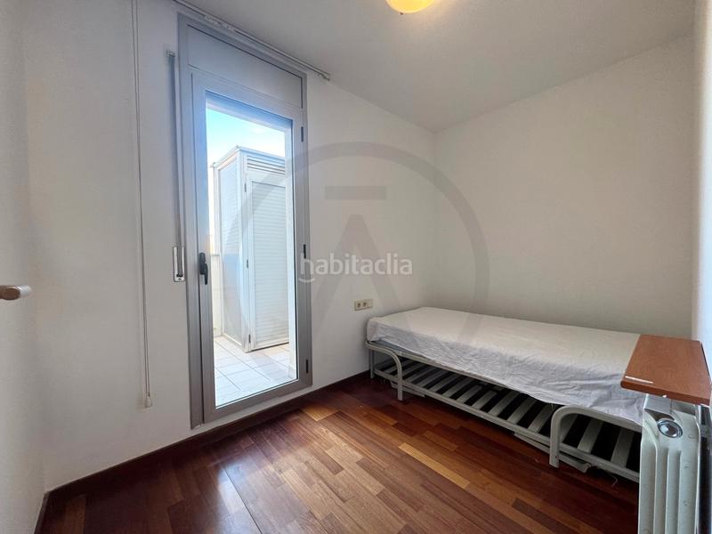 Foto 99a477f4-c582-4099-83e0-d887c36662ba. Appartamento con riscaldamento in Barri del Centre Terrassa