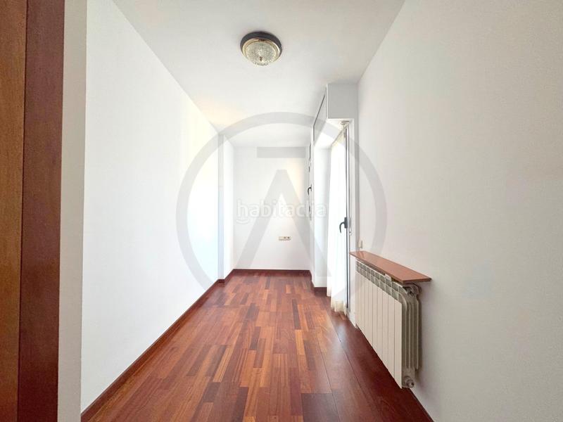 Foto 27a5481c-9891-4496-a2f9-3bd85b186e64. Etagenwohnung mit heizung in Barri del Centre Terrassa