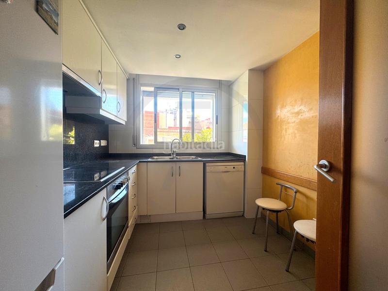 Foto 50b95640-430b-4b4c-a14b-e65201d30992. Flat with heating in Barri del Centre Terrassa