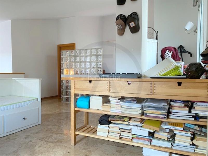 Foto 4e3b299a-bf2b-419e-b54c-3f743c16490d. Dúplex amb calefacció aparcament a Can Palet Terrassa