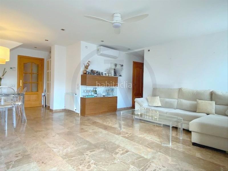 Foto c7503504-c476-4cf8-acff-8542928e0a28. Dúplex amb calefacció aparcament a Can Palet Terrassa